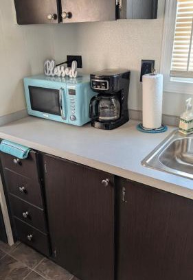 Farmington Hills Casa | Cozy Tiny Home in Farmington hills Michigan