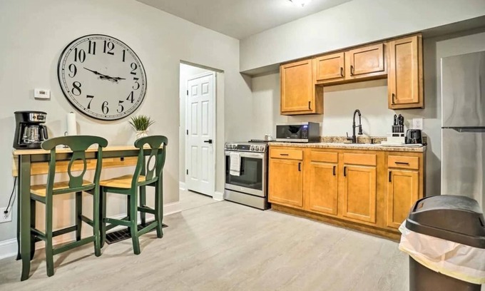 Westerville Casa | Cozy townhome in delightful Westerville, walking distance to Otterbein