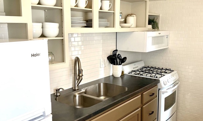 Reading Casa | Cozy Townhome In The Heart Of Reading City