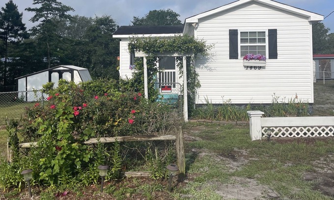 Shallotte Casa | Cozy two bedroom in Shallotte N.C.