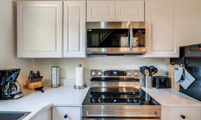 Mead Cabaña | Cozy ‘Two Peaks’ Home Near Lake Texoma State Park!