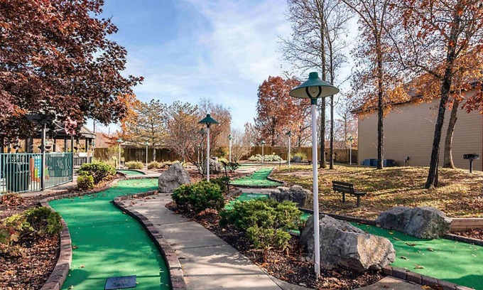 Branson Complejo | ¡Acogedoras unidades en The Falls Village Resort en Branson!