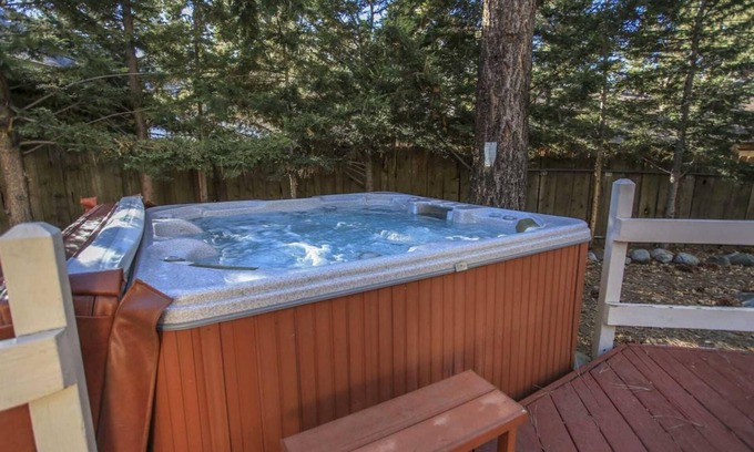 Summit Estates Casa | Cozy up to Summit-1651 by Big Bear Vacations