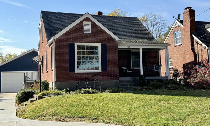 Audubon Park Casa | Cozy updated home with incredibly convenient location.
