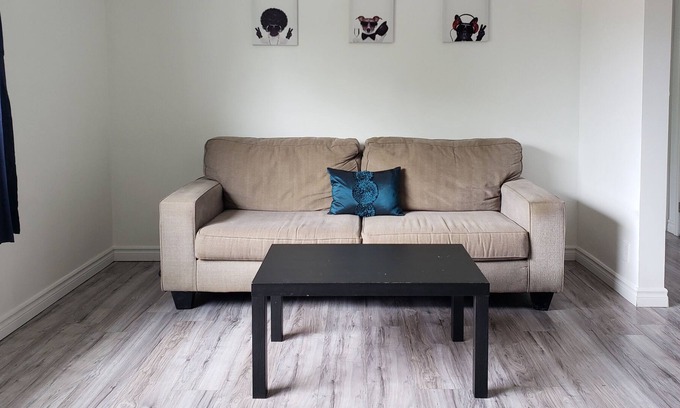 Saint-Laurent Apartamento | Cozy Upper Duplex Newly Renovated w/FREE PARKING