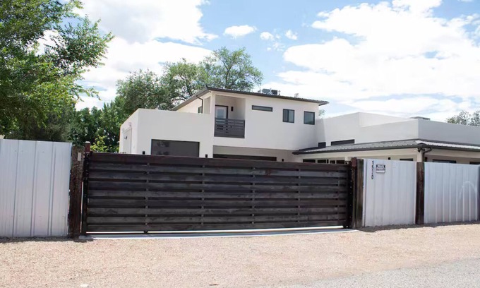 Vecinos Del Bosque Casa | Cozy Upscale Casita