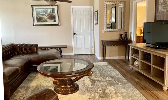 Mount Mourne Casa | Cozy Upscale Lake Norman Home. Modern & Spacious.
