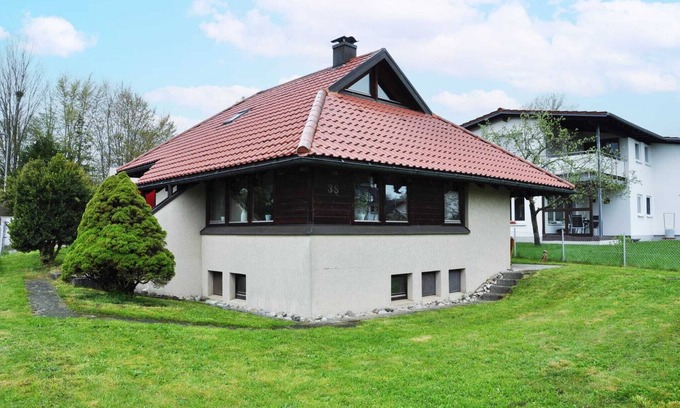 Uehlingen-Birkendorf Casa | Cozy vacation home in the Black Forest "Haus Uhlennest" with 10 beds and garden