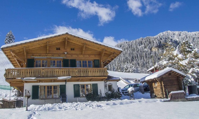 Adelboden Apartamento | Acogedor apartamento para 2 personas, justo en la pista de esquí "Chuenisbergli".