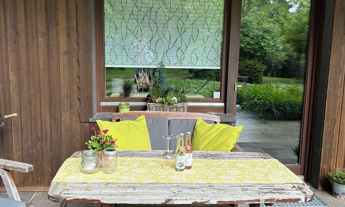 Kempenich Apartamento | Cozy vacation apartment with covered terrace right on the edge of the forest