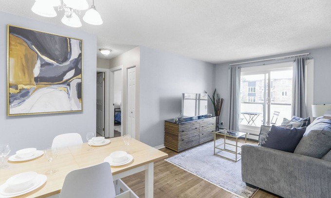 Sunnyside Condominio | Cozy Vibes in Kensington - Free WiFi | Parking | Portable AC