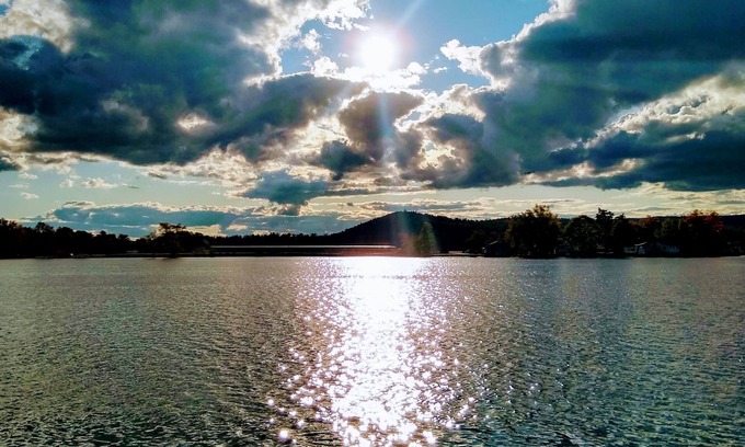 Keene Casa | Cozy Waterfront Cottage Only Minutes from Downtown Keene, NH!