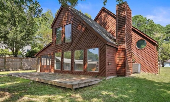 Madison Casa | Cozy waterfront home located on the Ross Barrett Reservoir in Madison, MS!!