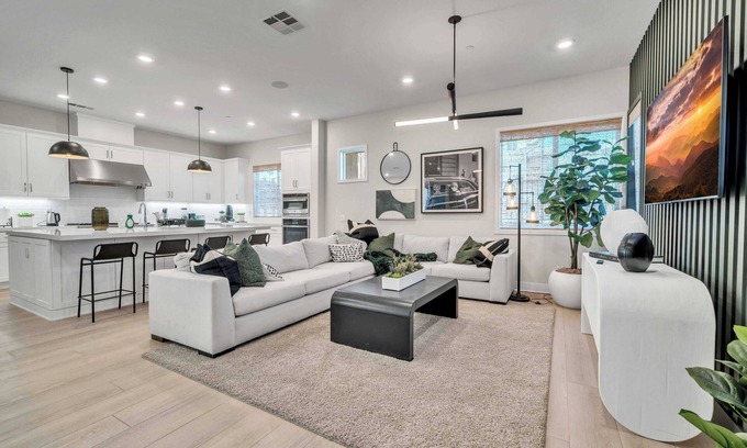 Stevenson Ranch Casa | Cozy Wfh 5B Retreat｜ Garage Available｜Flex Stays｜Newly Renovated #42321