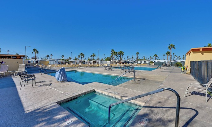 Yuma Cabaña | Cozy Yuma Vacation Rental w/ Resort Amenities!