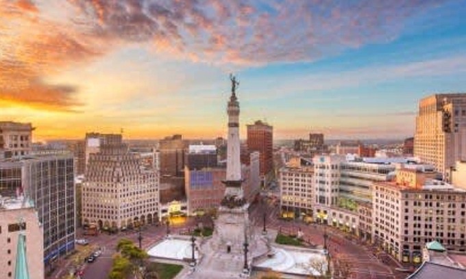Cole-Noble District Apartamento | Cozysuites l Roomy 1BR Monument Circle Indy