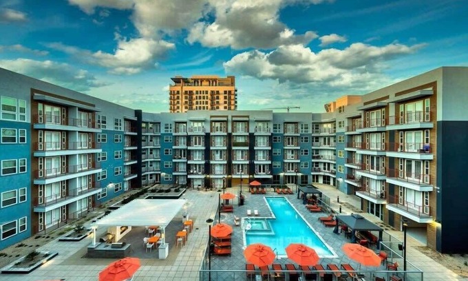 Roosevelt Apartamento | Cozysuites PHX RORO Gym, Pool, Pets, Parking! #17