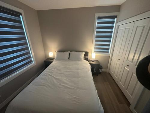 Keith Apartamento | Cozzy & Brand New Apartment, Near Banff Hwy