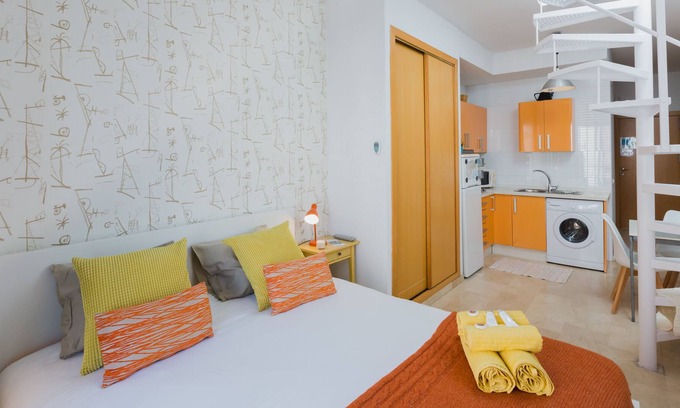 San Felipe Neri Apartamento | TERRACE STUDIO CATHEDRAL VIEWS