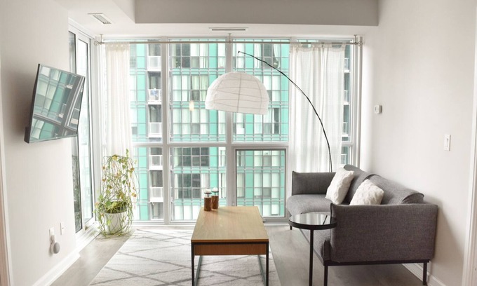 North York Condominio | Cozzzy Condo at the Heart of Mid Town Toronto