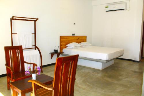 Aturuwella Casa | CPS Lihini Beach Hotel