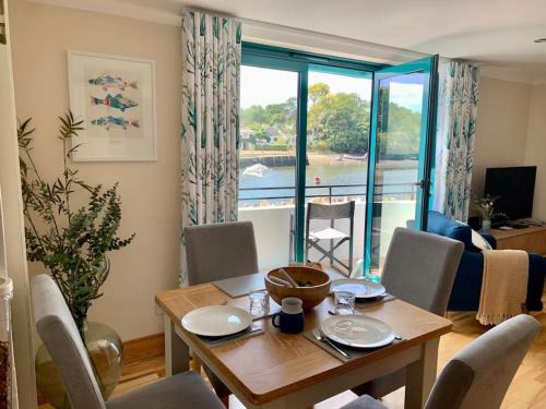 Kingsbridge Apartamento | Crabshell Quay waterfront living in Kingsbridge