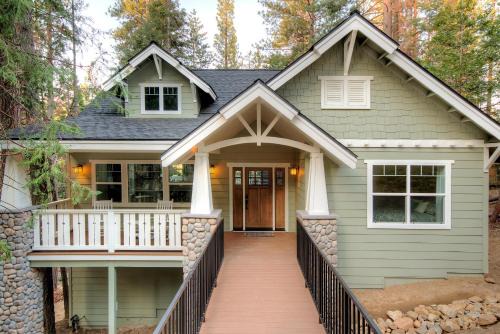 Yosemite West Casa | Craftsman Cottage