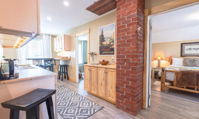Ramsay Apartamento | Craftsman's Loft - Heritage charm - AC - 5 min DT