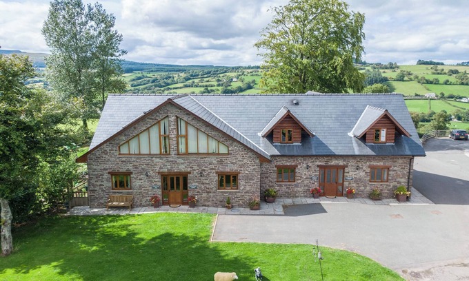 Brecon Casa | Crai Valley Eco Lodges