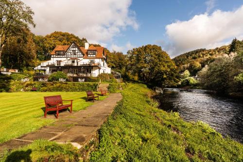Betws-Y-Coed Hotel | Craig-y-Dderwen Riverside Hotel