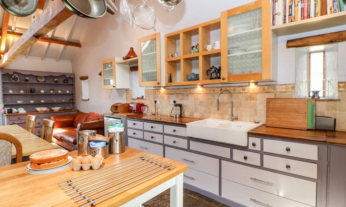 Headlam Cabaña | CRAKESMIRE HOUSE, pet friendly, character holiday cottage in Gainford