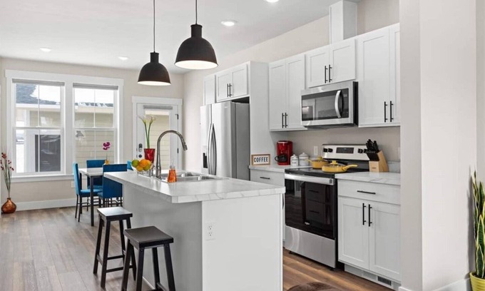 North Park Casa | Crash with Class in this Townhome