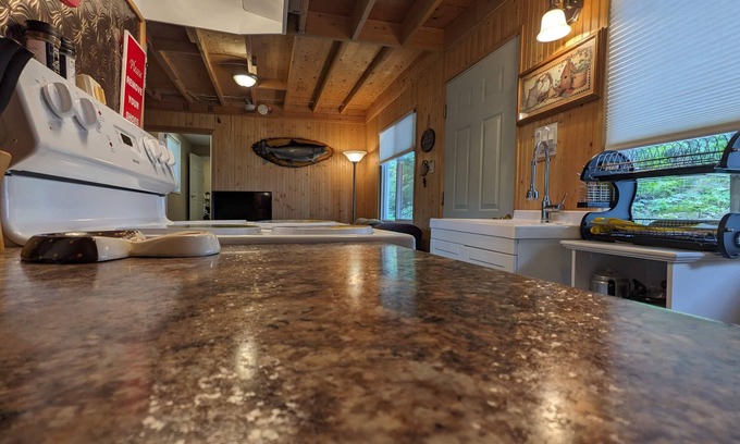 Loring Cabaña | Create Lasting Memories in Tranquil Northern Ontario: Your Family Retreat Awaits