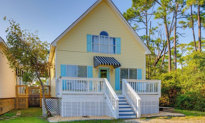 Dauphin Island Cabaña | Creekfront Dauphin Island Cottage: Walk to Gulf!