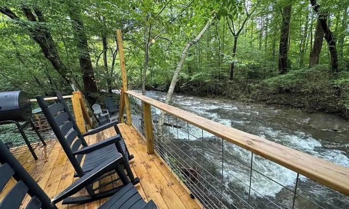 Rocky Grove Cabina | Creekside~7 min to the park~20 min to Gatlinburg