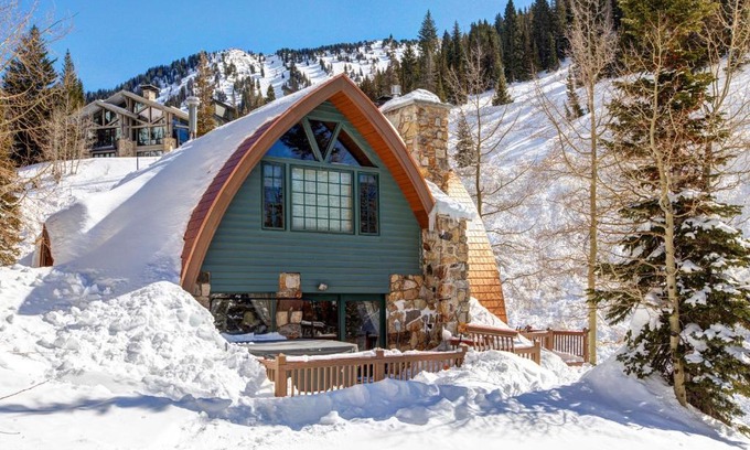 Salt Lake Mountain Resorts Casa | Creekside Chalet