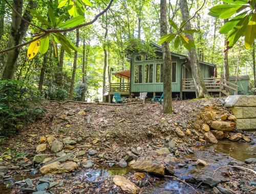 Todd Casa | Creekside Comfort