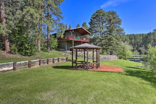 Rimrock Casa | Creekside Rapid City Cabin with Deck on 30 Acres!