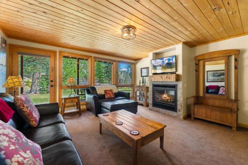 Fall River Estates Apartamento | Creekside Suites 17 by Estes Park Condos