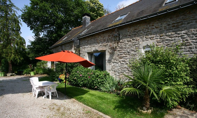 Scaer Casa | Cremoren Cottages Gîte Saint Adrien 4 pers piscina SPA