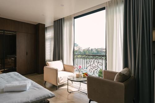 Nhat Tan Apartamento | Crescendo Stylist Studio Lakeview