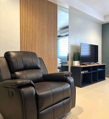 Olongapo Apartamento | CRIB 217 SUBIC BAY - Mediterranean Condo with Unlimited Massage
