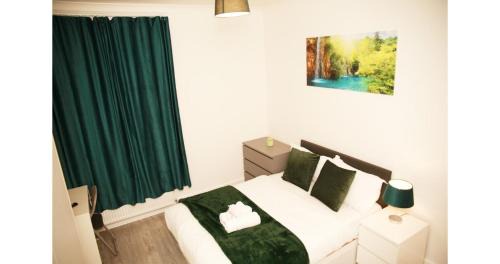 Mapesbury Casa | Cricklewood Deluxe Ensuite Room