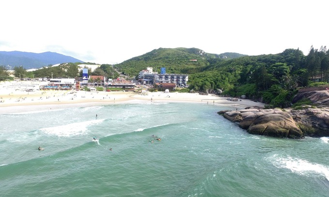 Lagoa da Conceicao Hotel | Cris Hotel