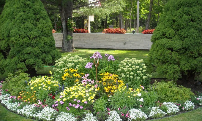 Bar Harbor Hotel | Cromwell Harbor Motel