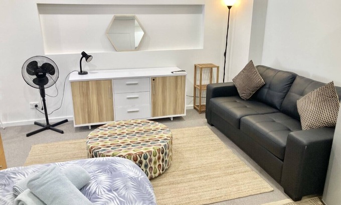 Cronulla Apartamento | Cronulla CBD Studio Apartment, Minutes to Beach