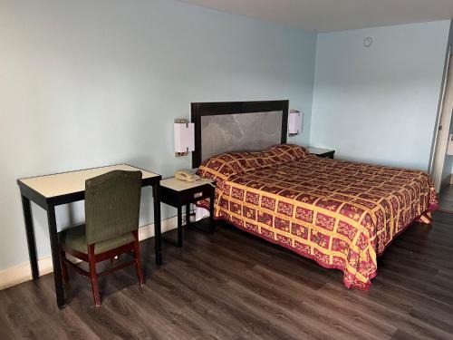 Oakville Hotel | crown inn