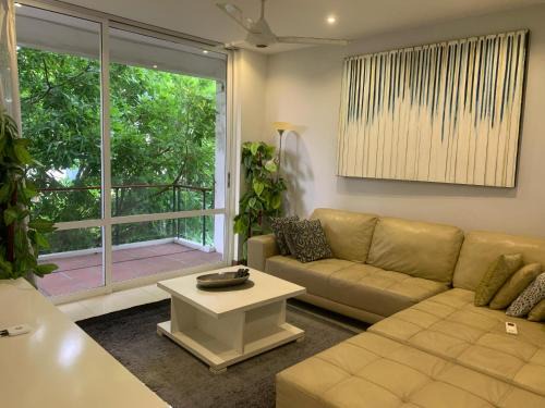 Kirula Apartamento | Crown