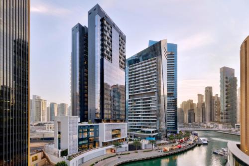 Dubai Marina Hotel | Crowne Plaza Dubai Marina by IHG