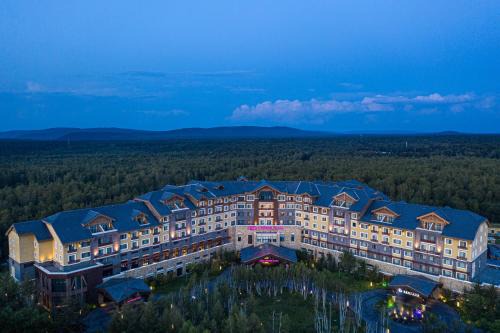 Changbai Mountain North Slope Complejo | Crowne Plaza Resort Changbaishan Hot Spring by IHG